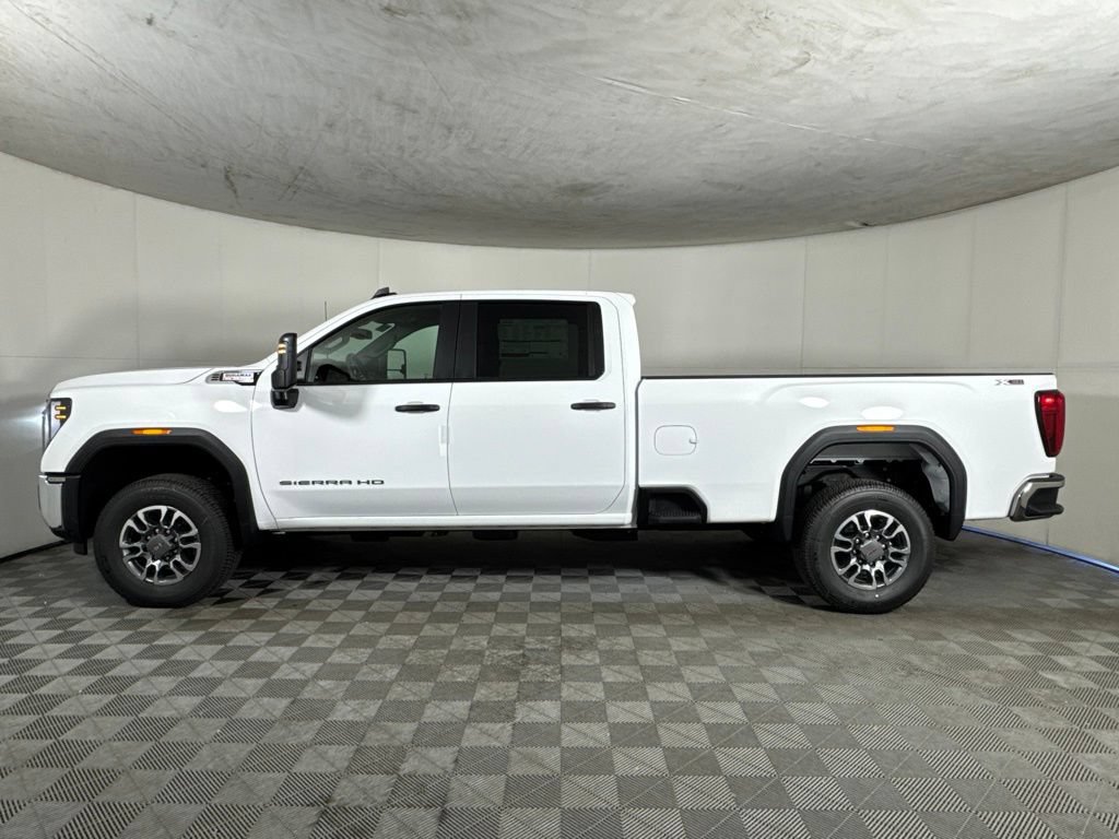 2026 GMC Sierra 3500HD Pro - Photo 10