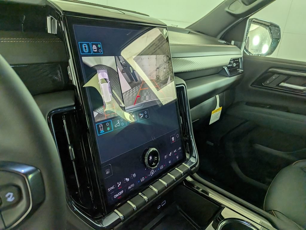 2026 GMC Yukon AT4 - Photo 25