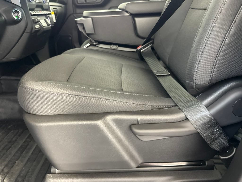 2026 GMC Sierra 3500HD Pro - Photo 28