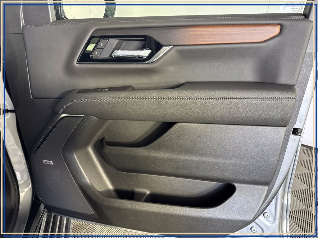 2026 GMC Yukon Denali - Photo 40