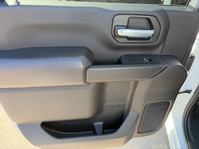 2026 GMC Sierra 3500 Chassis Cab Pro - Photo 22