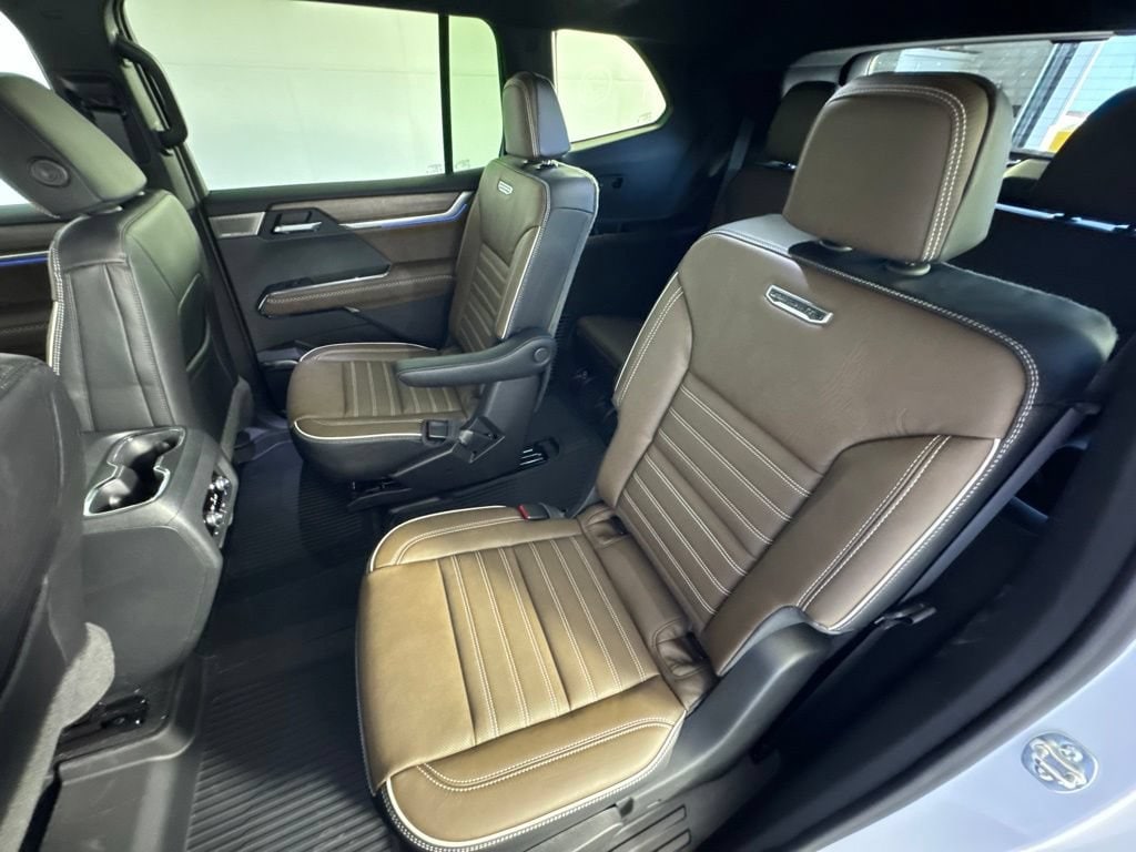 2027 GMC Acadia Denali Ultimate - Photo 29
