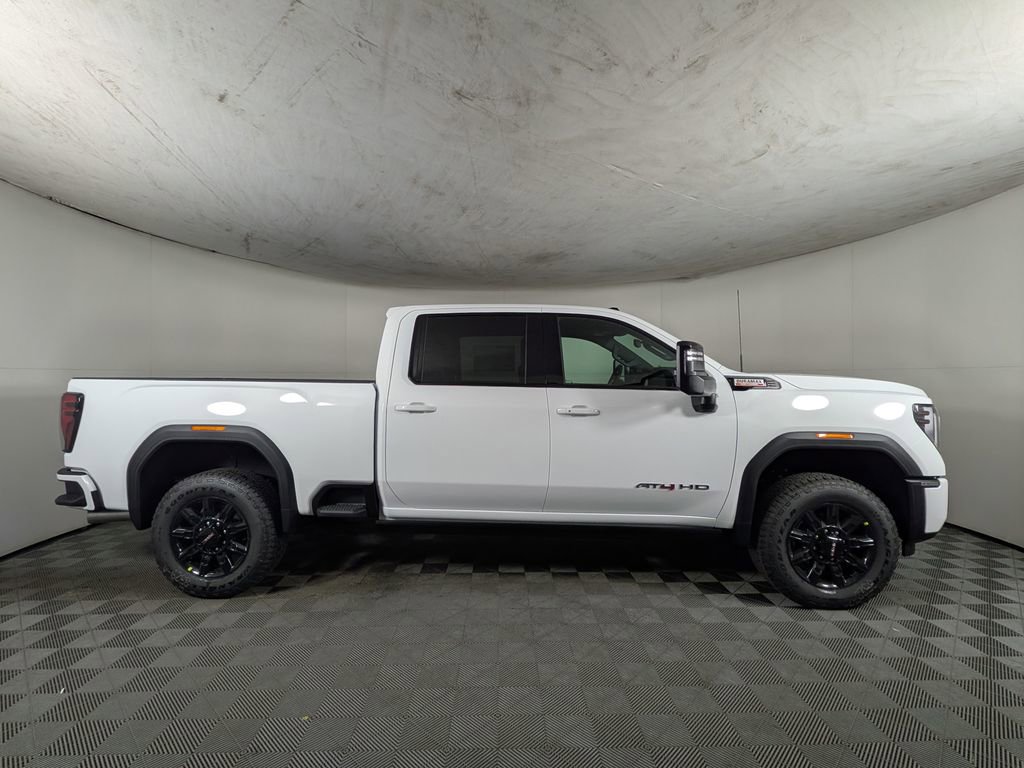 2026 GMC Sierra 2500HD AT4 - Photo 6