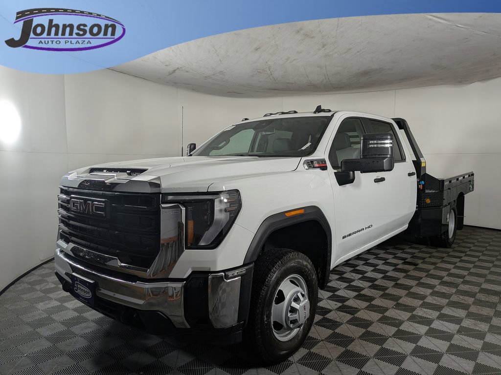 2025 GMC Sierra 4WD Crew Cab Standard Box Pro's photo