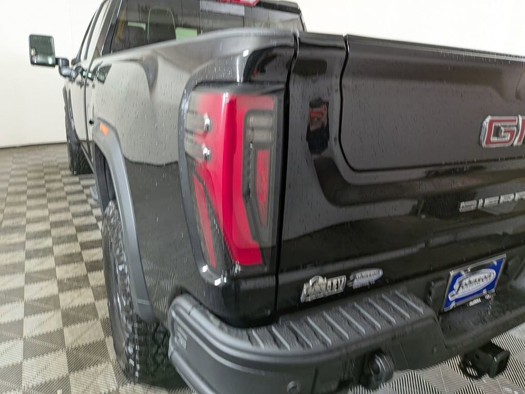 2026 GMC Sierra 2500HD AT4X - Photo 10