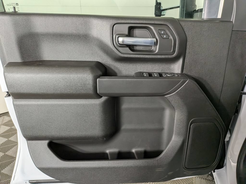 2026 GMC Sierra 3500HD Pro - Photo 13