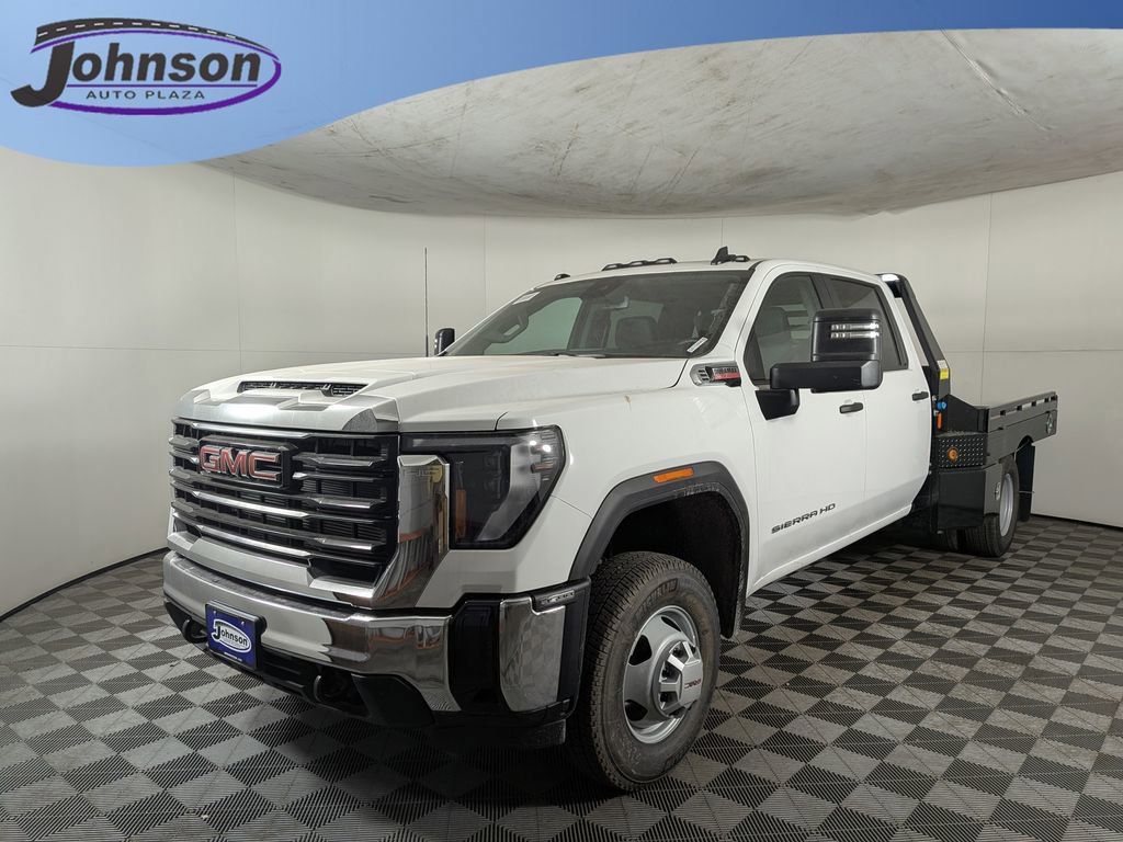 2025 GMC Sierra 4WD Crew Cab Standard Box Pro's photo