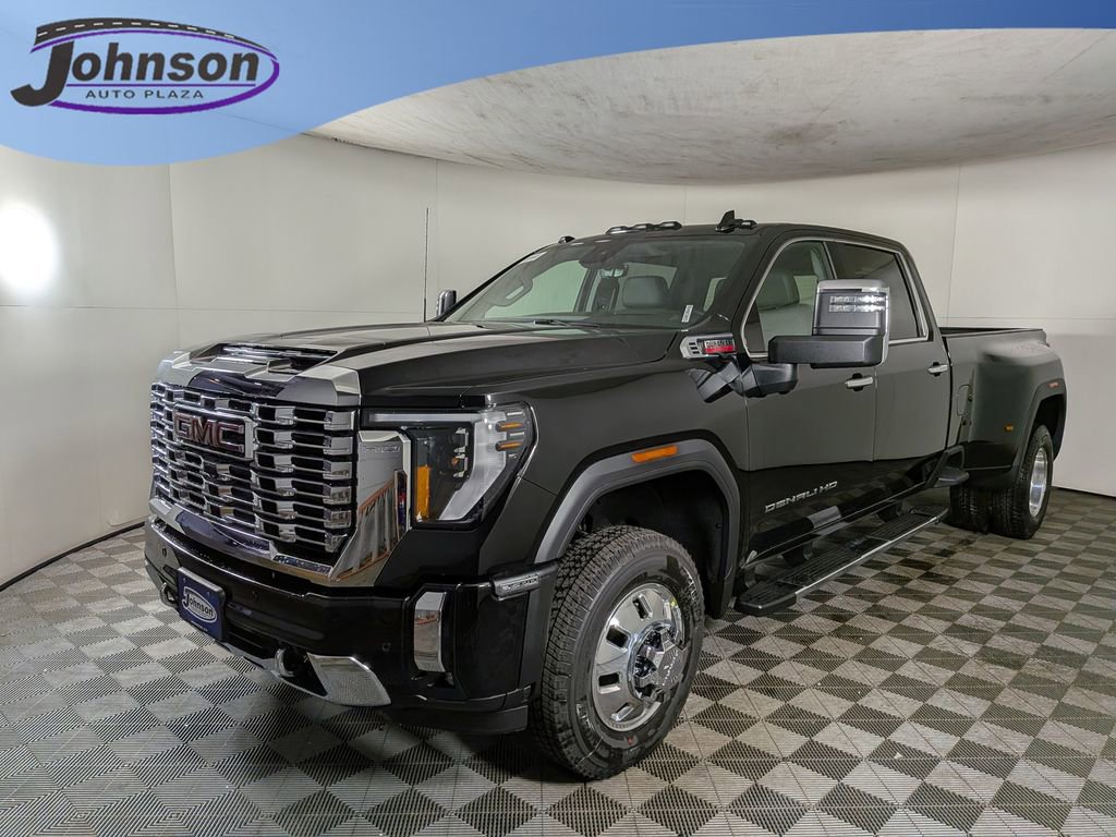 2026 GMC Sierra 4WD Crew Cab Long Box DRW Denali's photo