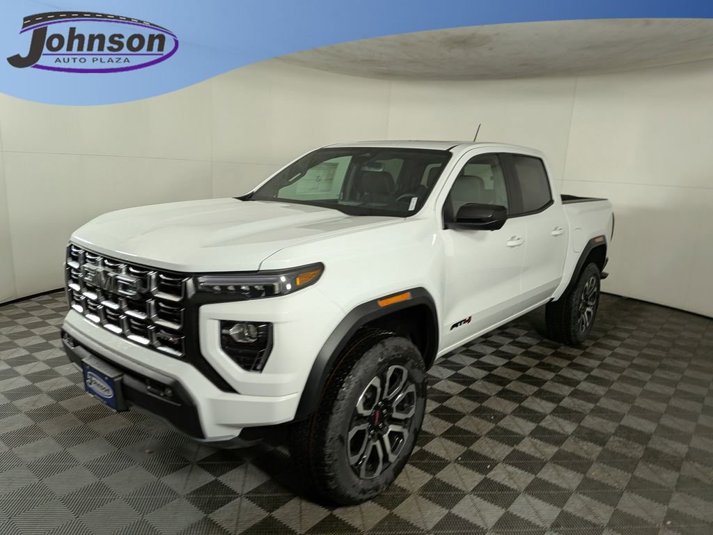 2026 GMC Canyon 4WD AT4 Crew Cab Short Box's photo