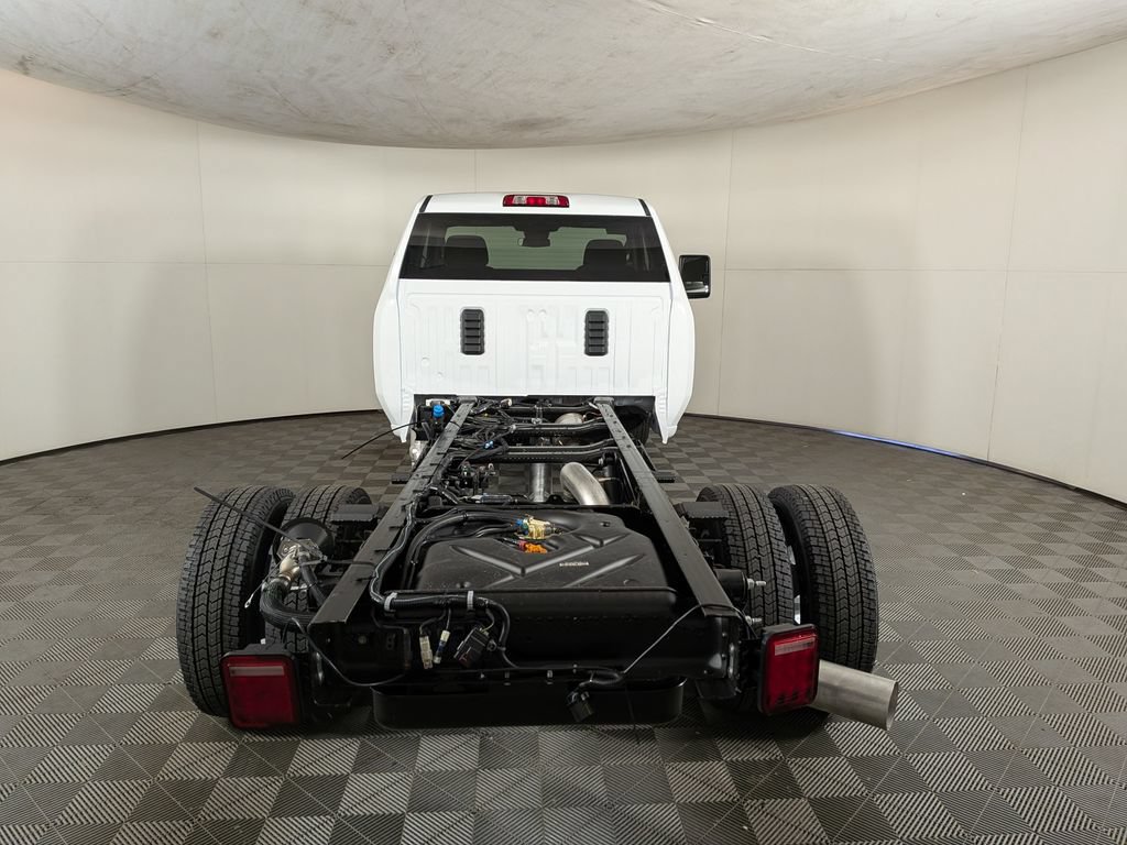 2026 GMC Sierra 3500 Chassis Cab Pro - Photo 8