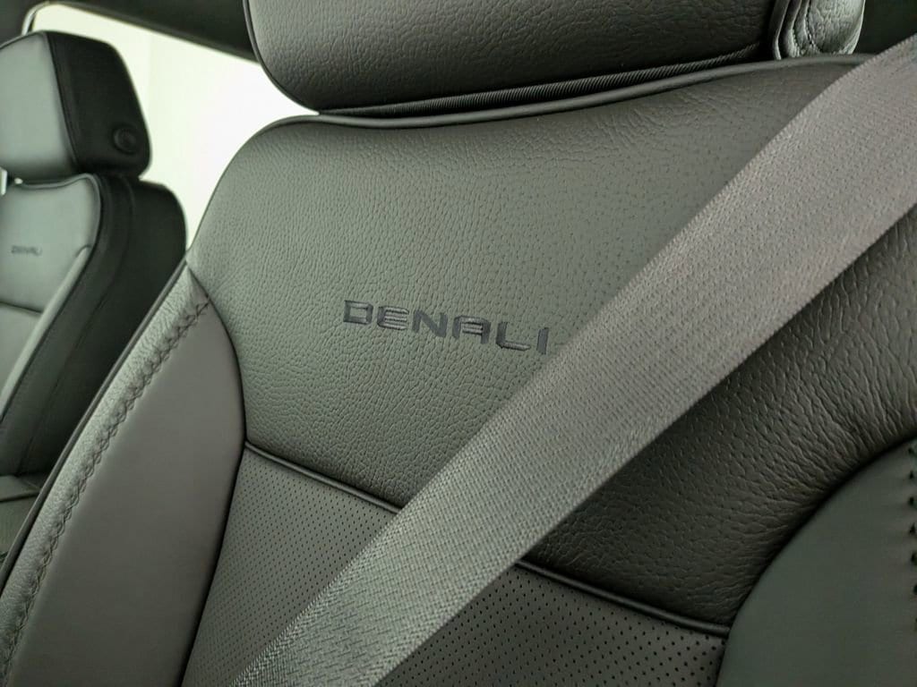 2026 GMC Sierra 2500HD Denali - Photo 17