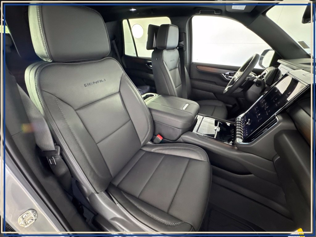 2026 GMC Yukon Denali - Photo 38