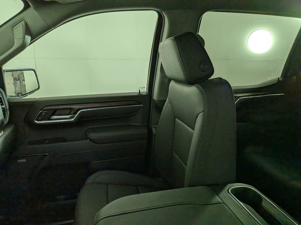 2026 GMC Sierra 1500 SLT - Photo 26