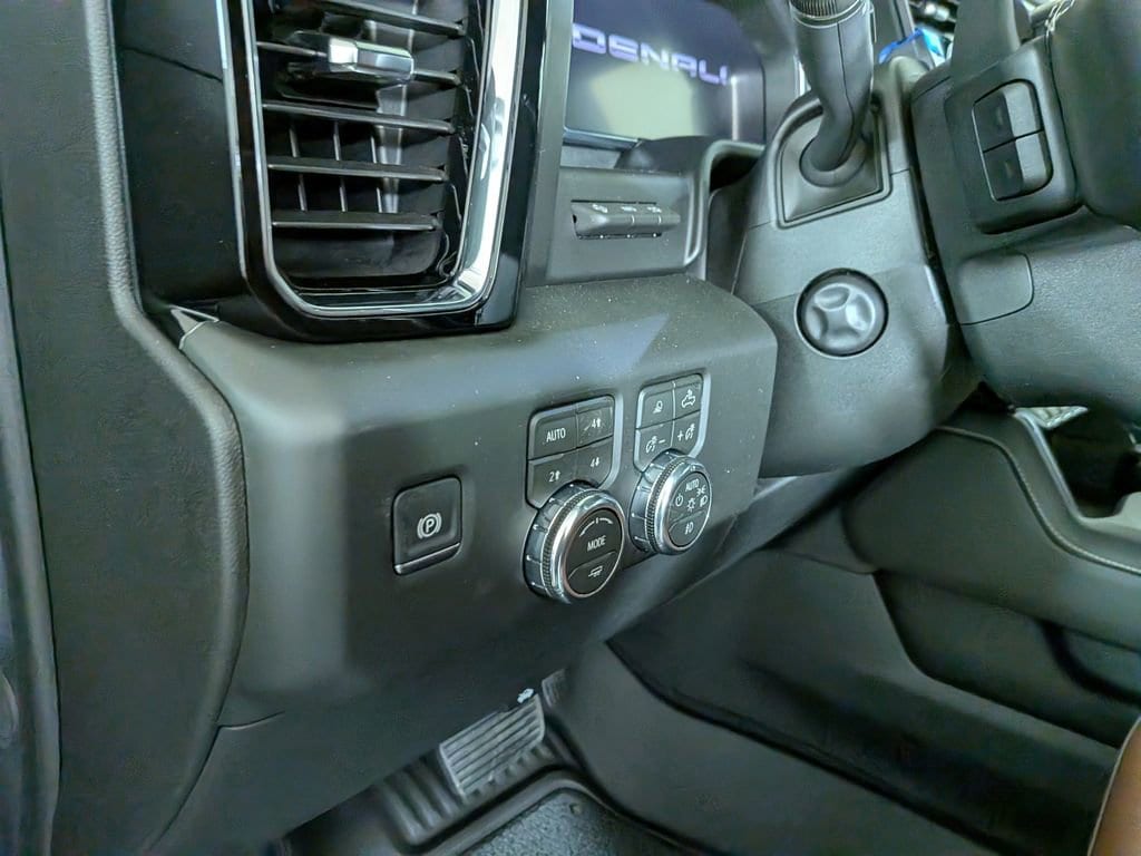 2026 GMC Sierra 1500 Denali Ultimate - Photo 16