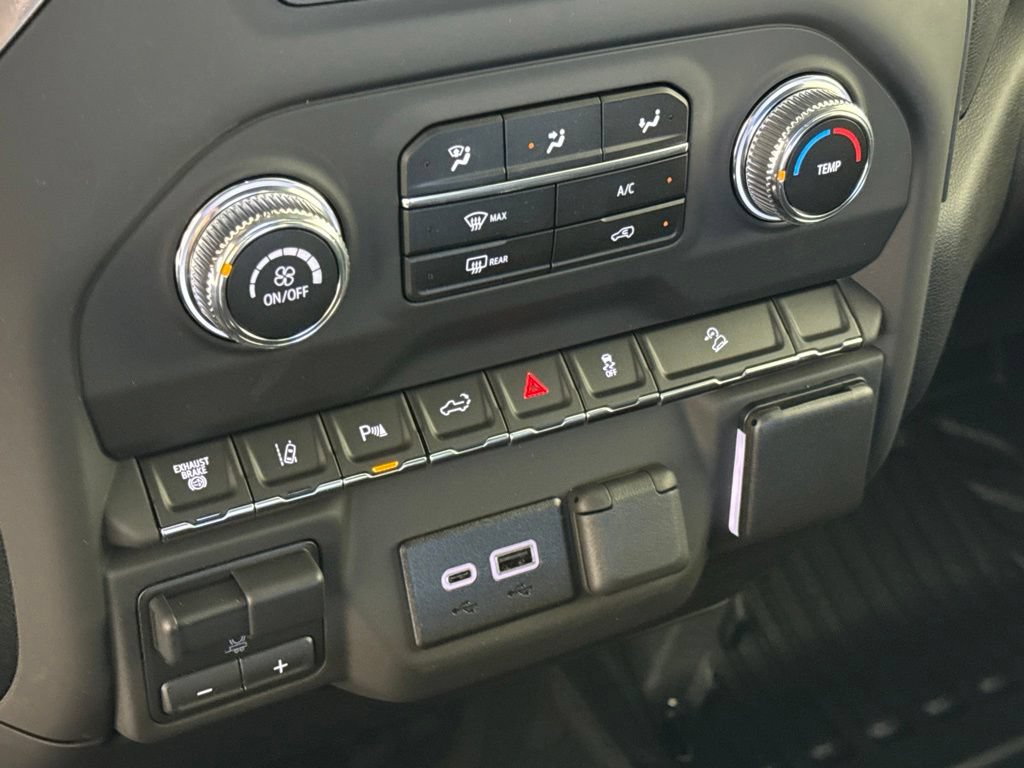 2026 GMC Sierra 3500HD Pro - Photo 25