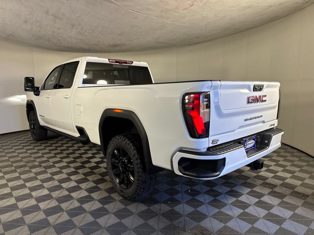 2026 GMC Sierra 3500HD AT4 - Photo 10