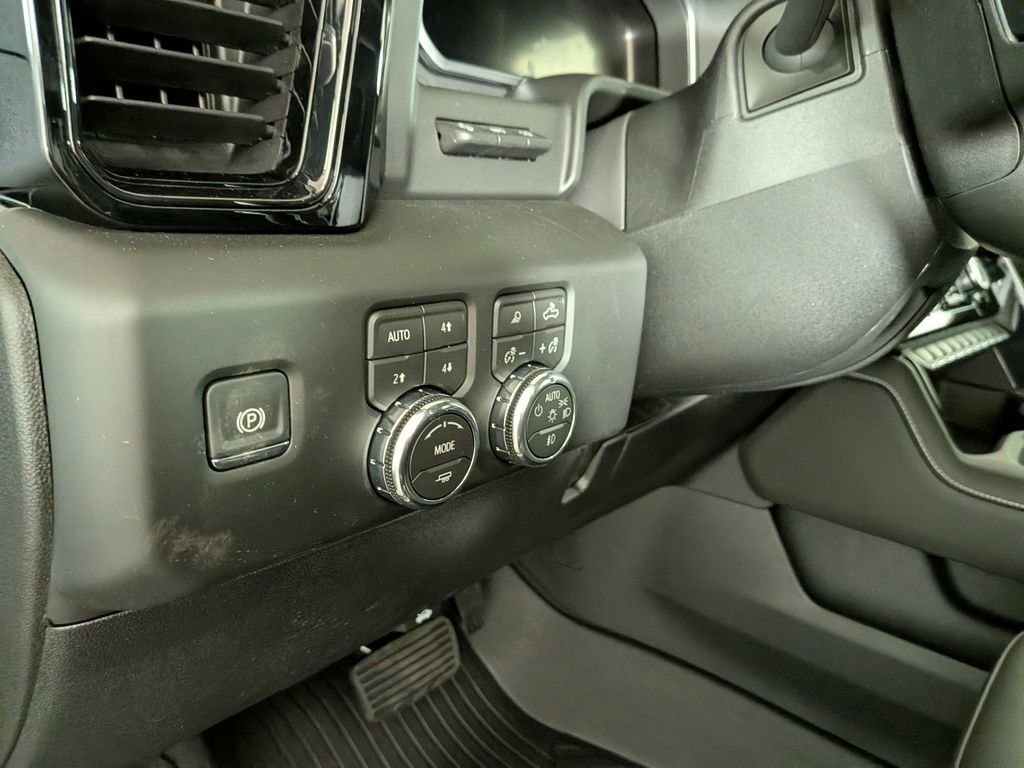 2026 GMC Sierra 2500HD AT4X - Photo 17