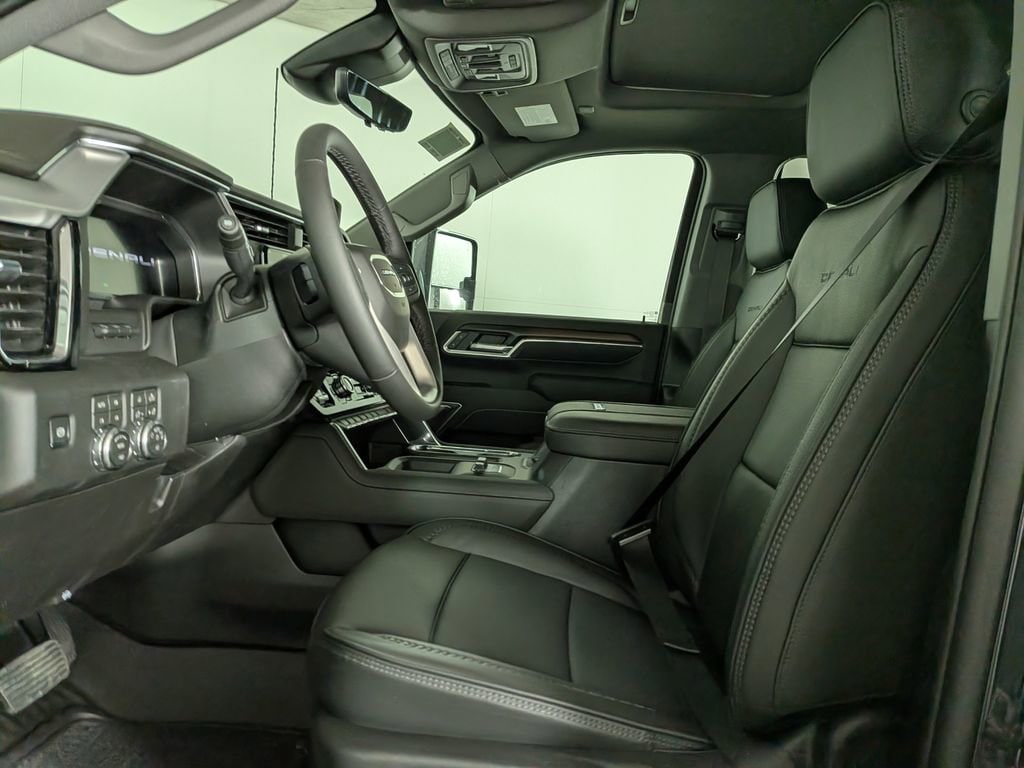 2026 GMC Sierra 2500HD Denali - Photo 15