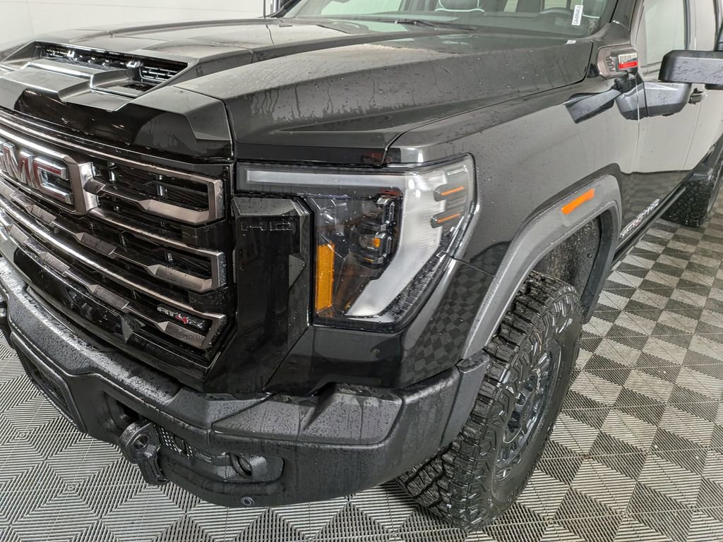 2026 GMC Sierra 2500HD AT4X - Photo 9