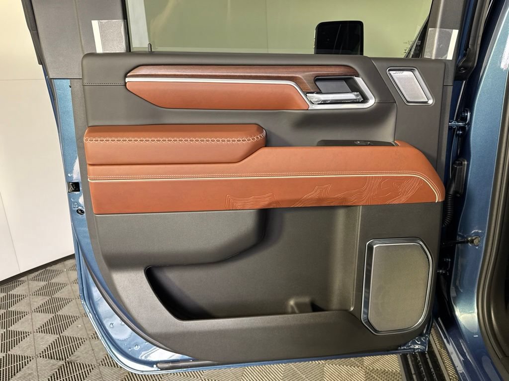 2026 GMC Sierra 3500HD Denali Ultimate - Photo 31
