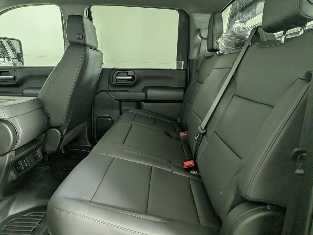 2025 GMC Sierra 3500 Chassis Cab Pro - Photo 22