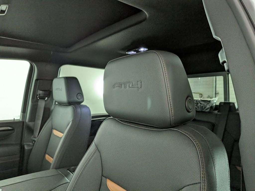 2026 GMC Sierra 2500HD AT4 - Photo 16