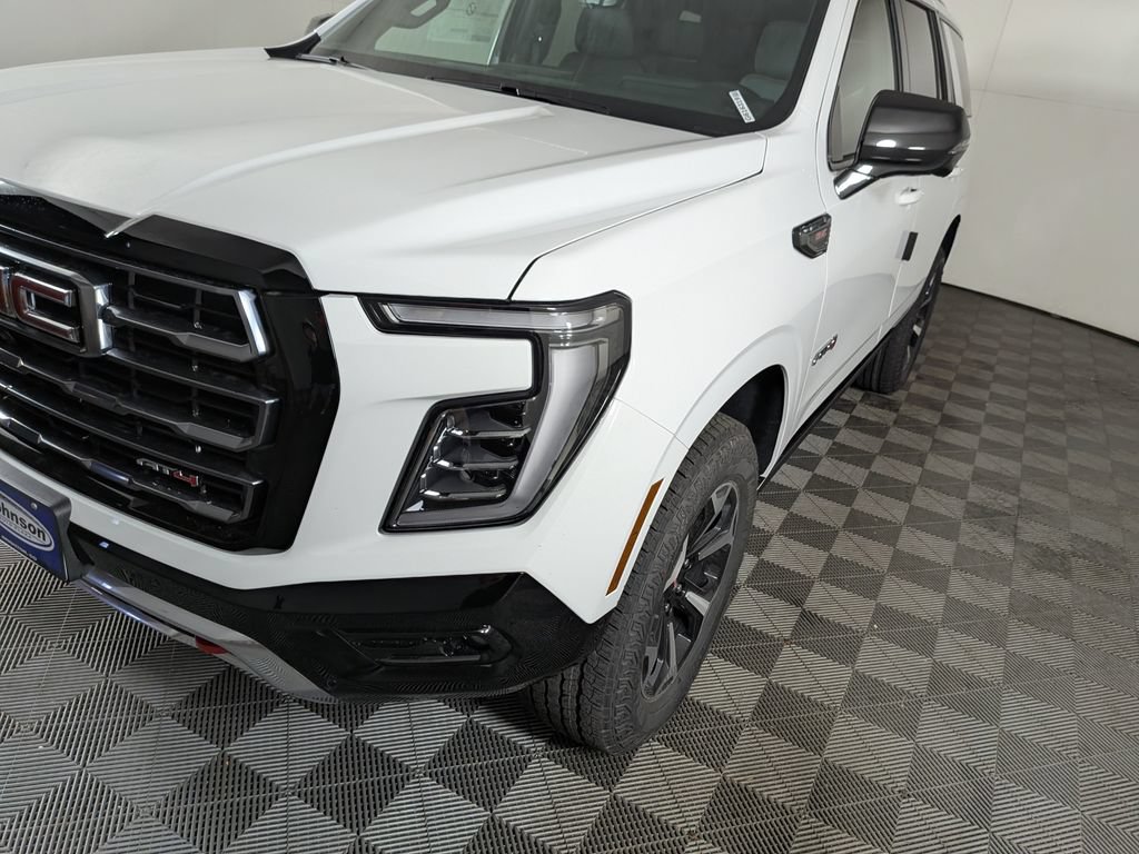2026 GMC Yukon AT4 - Photo 9