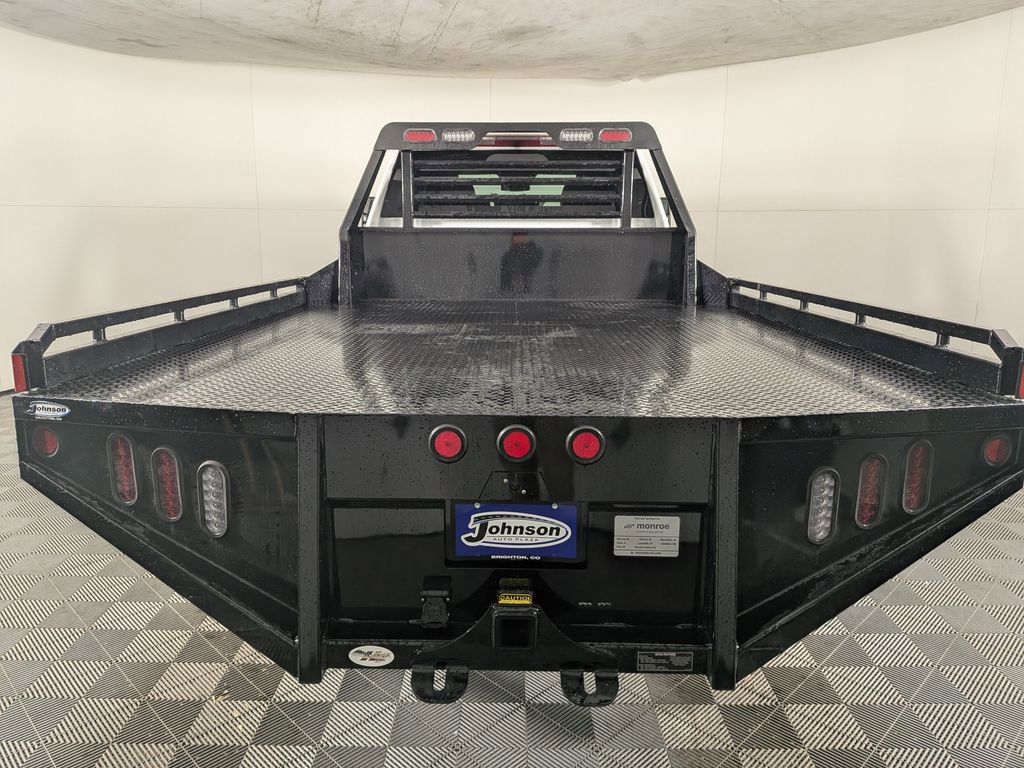 2025 GMC Sierra 3500 Chassis Cab Pro - Photo 8