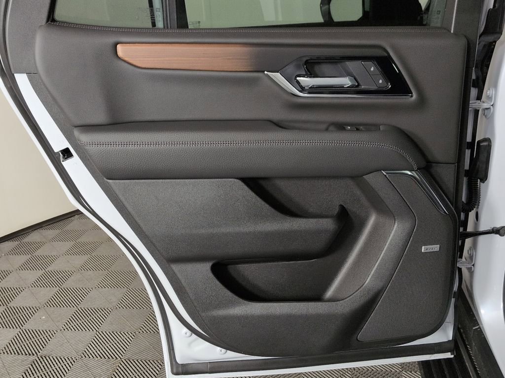 2026 GMC Yukon Denali - Photo 29