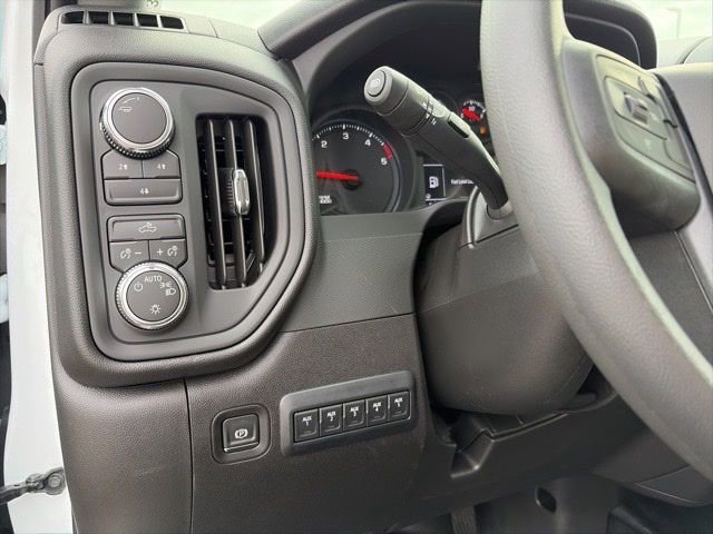2026 GMC Sierra 3500 Chassis Cab Pro - Photo 16