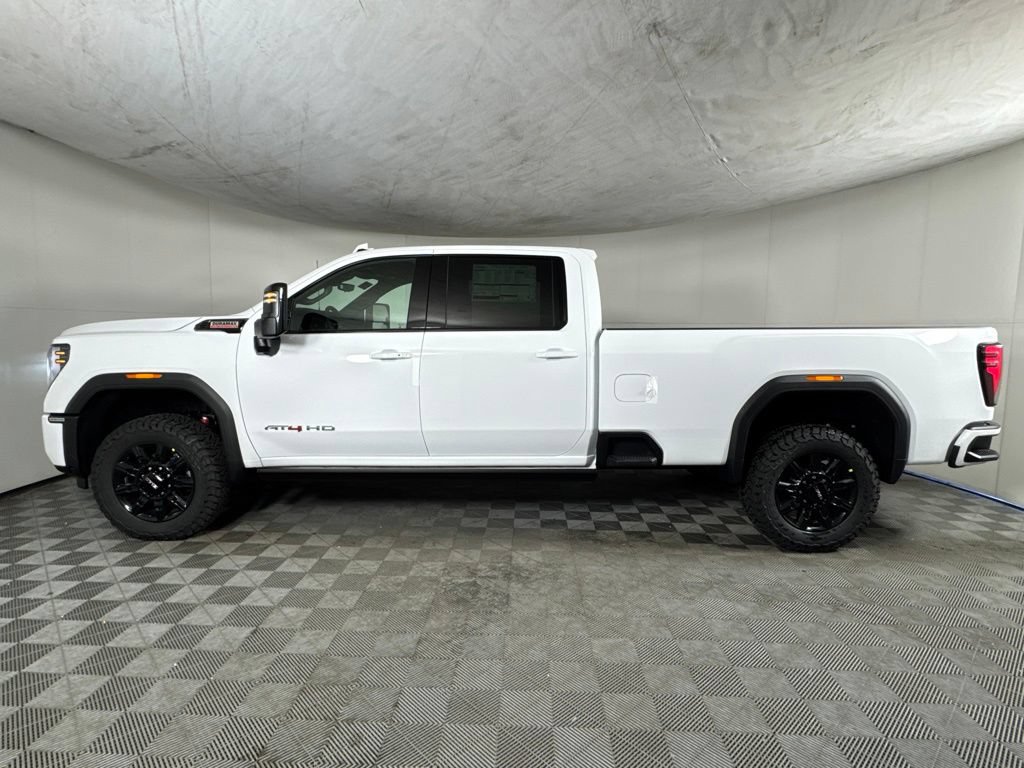 2026 GMC Sierra 3500HD AT4 - Photo 12