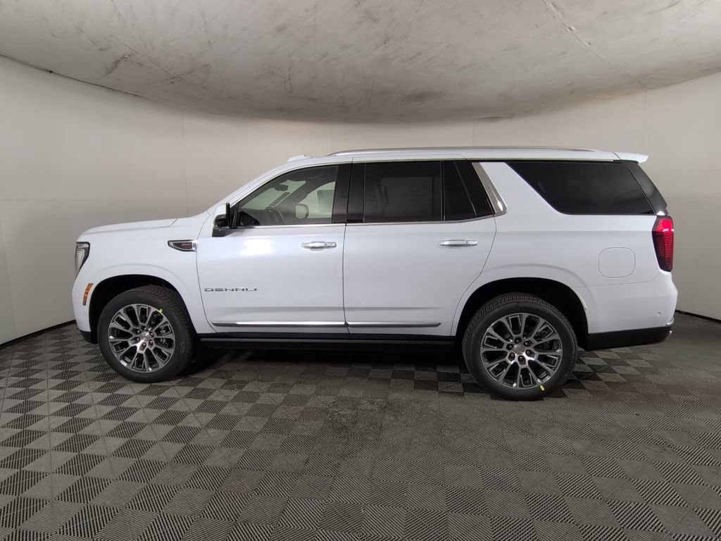 2026 GMC Yukon Denali - Photo 8