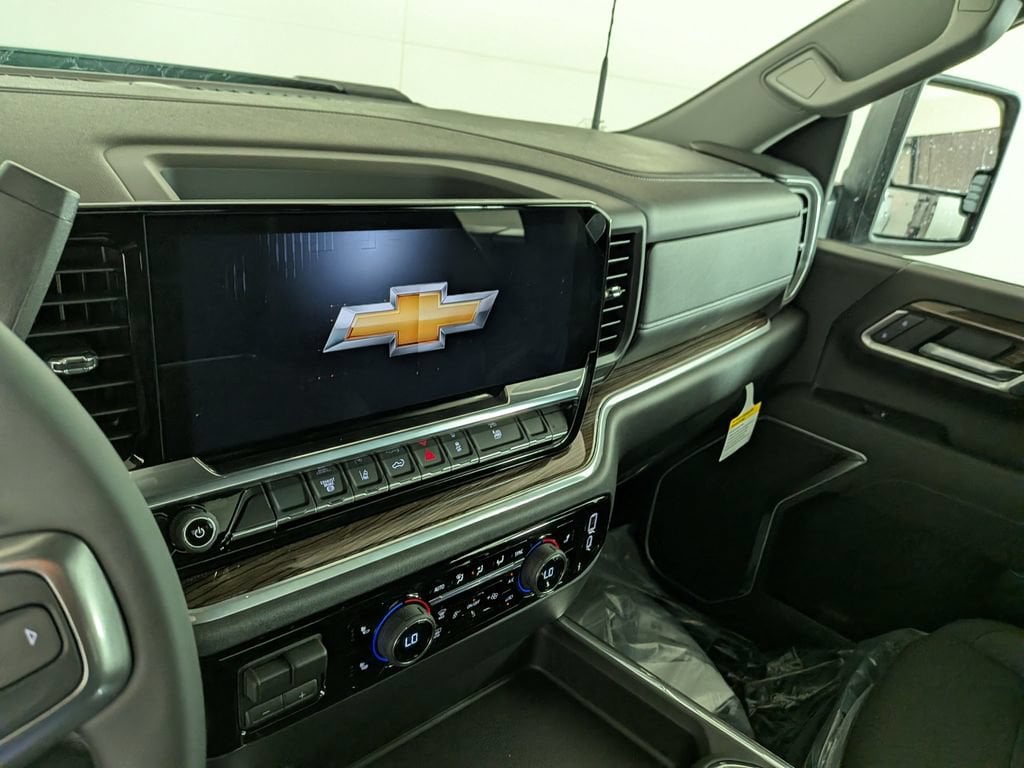 2026 Chevrolet Silverado 3500HD LT - Photo 20