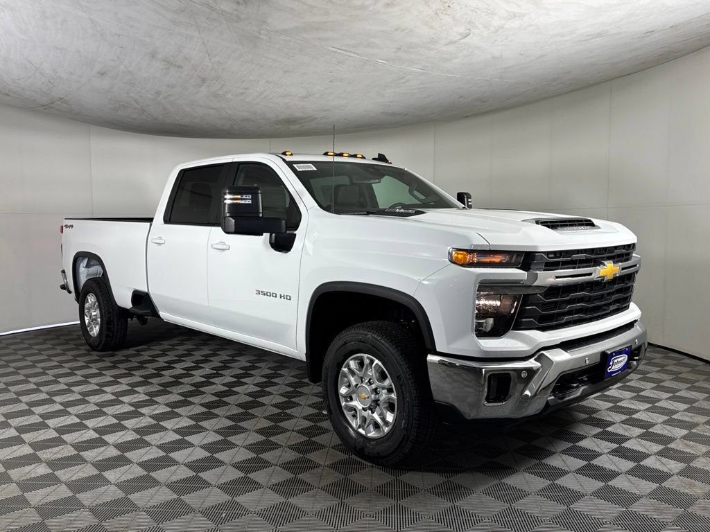 2026 Chevrolet Silverado 3500HD LT - Photo 3