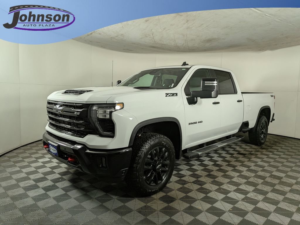 2026 Chevrolet Silverado HD LT's photo