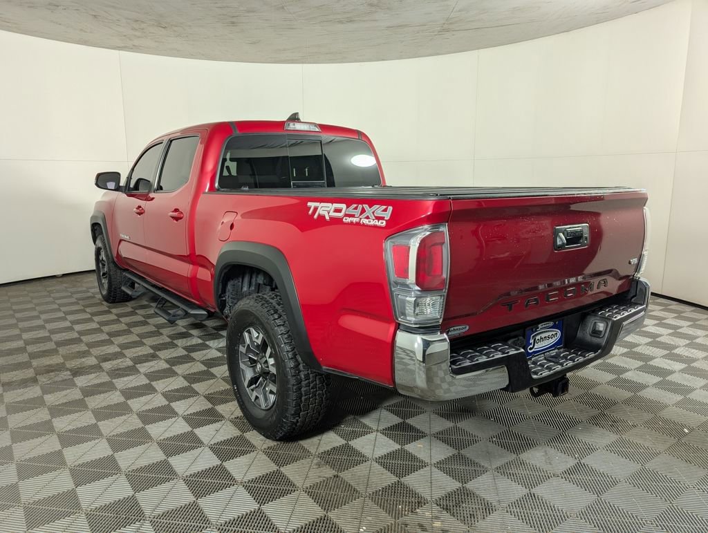 2022 Toyota Tacoma TRD V6 photo 4