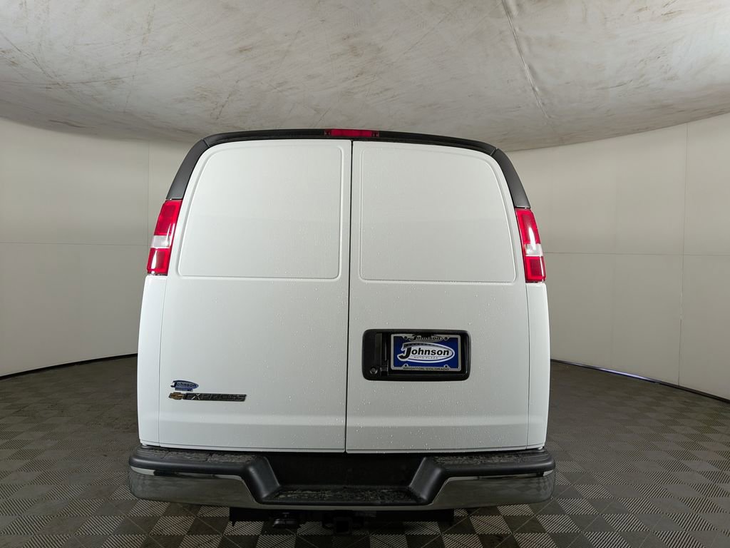 2026 Chevrolet Express Cargo Work Van - Photo 8
