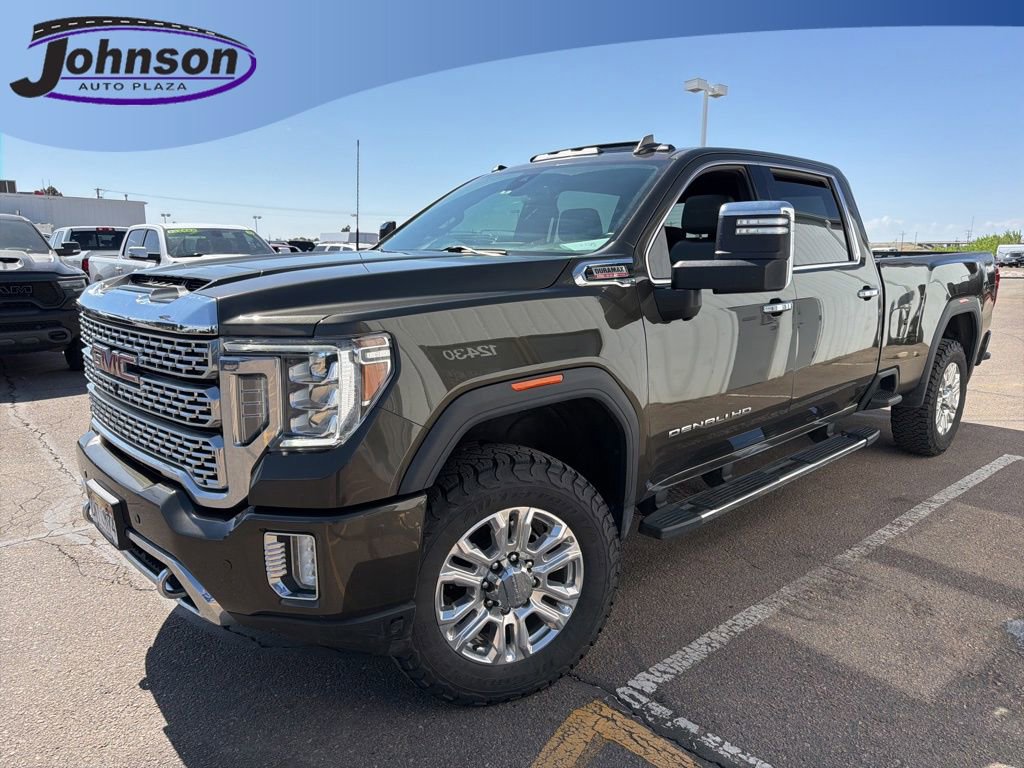 2022 GMC Sierra 4WD Crew Cab Standard Box Denali's photo
