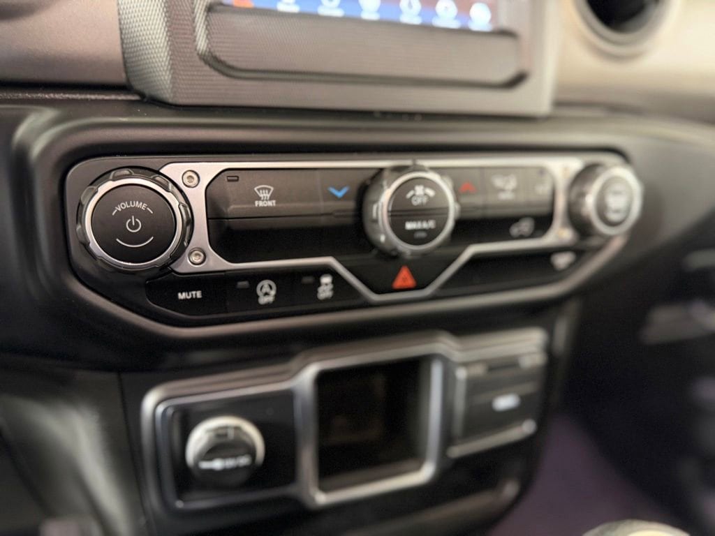 2023 Jeep Gladiator WILLYS SPORT - Photo 20