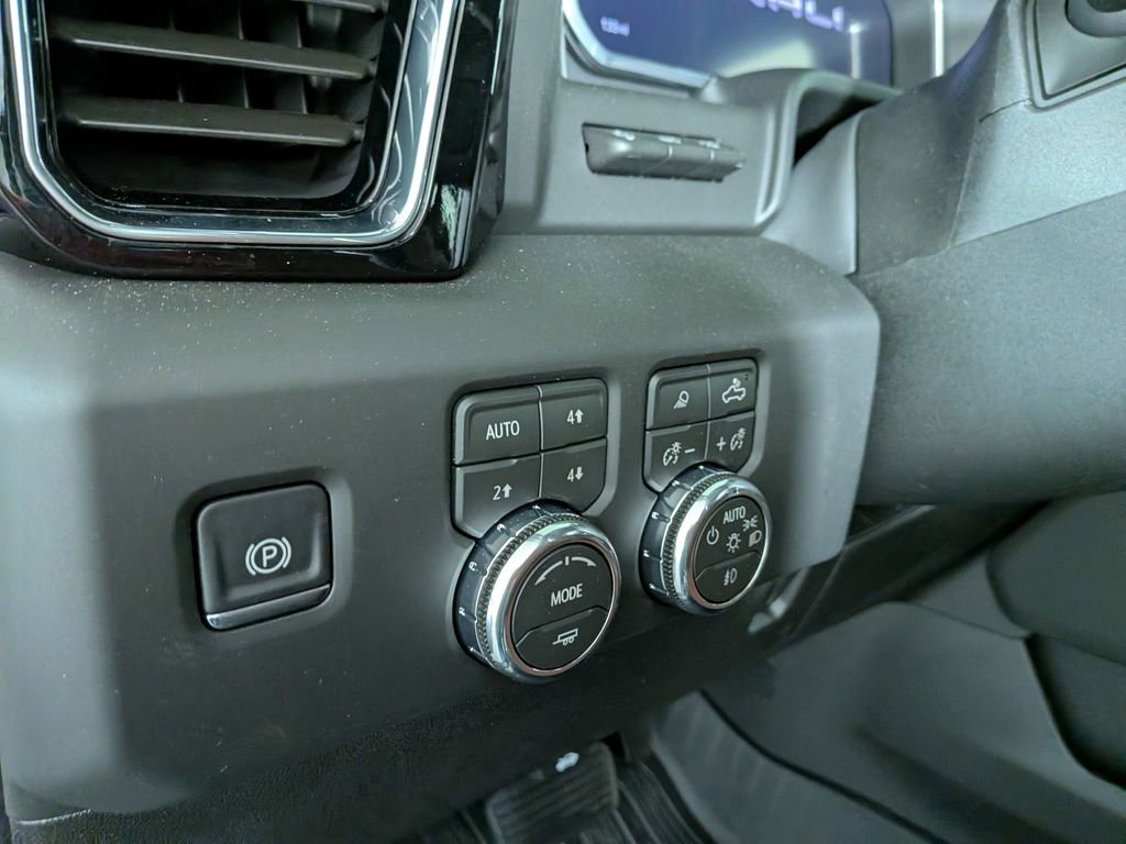 2026 GMC Sierra 3500HD Denali Ultimate - Photo 18