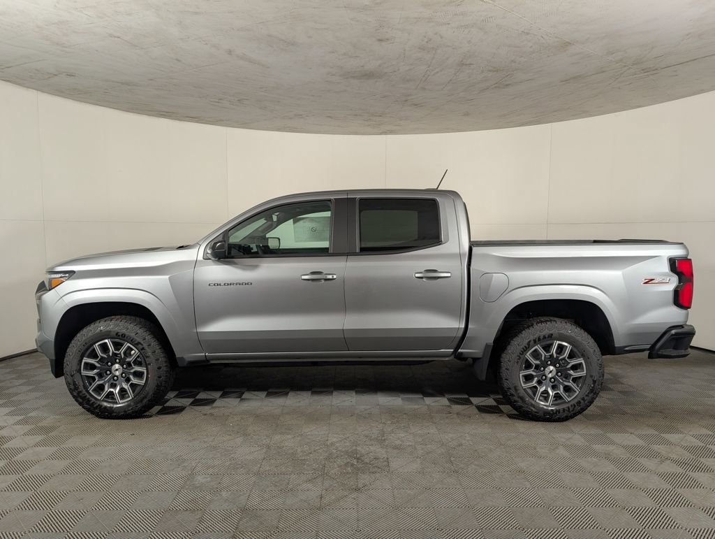 2026 Chevrolet Colorado Z71 photo 3