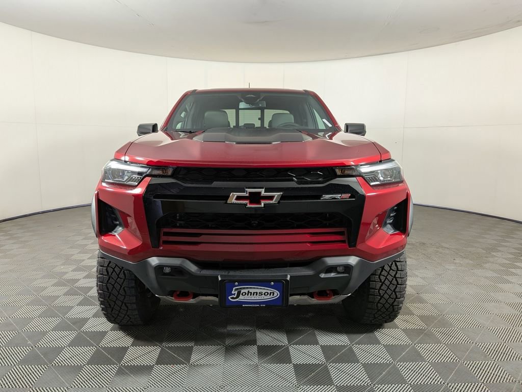 2025 Chevrolet Colorado ZR2 photo 2