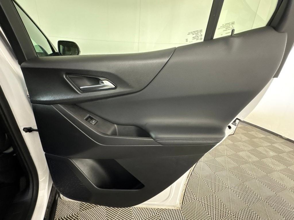 2025 Chevrolet Equinox LT - Photo 43