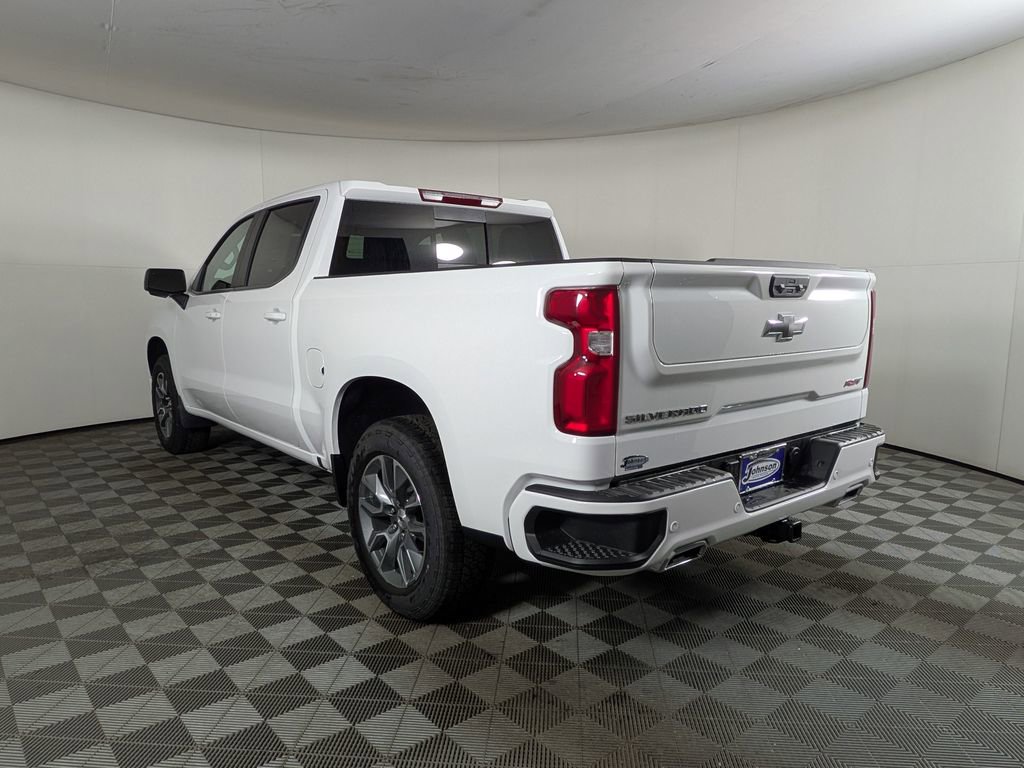 2026 Chevrolet Silverado 1500 RST photo 3