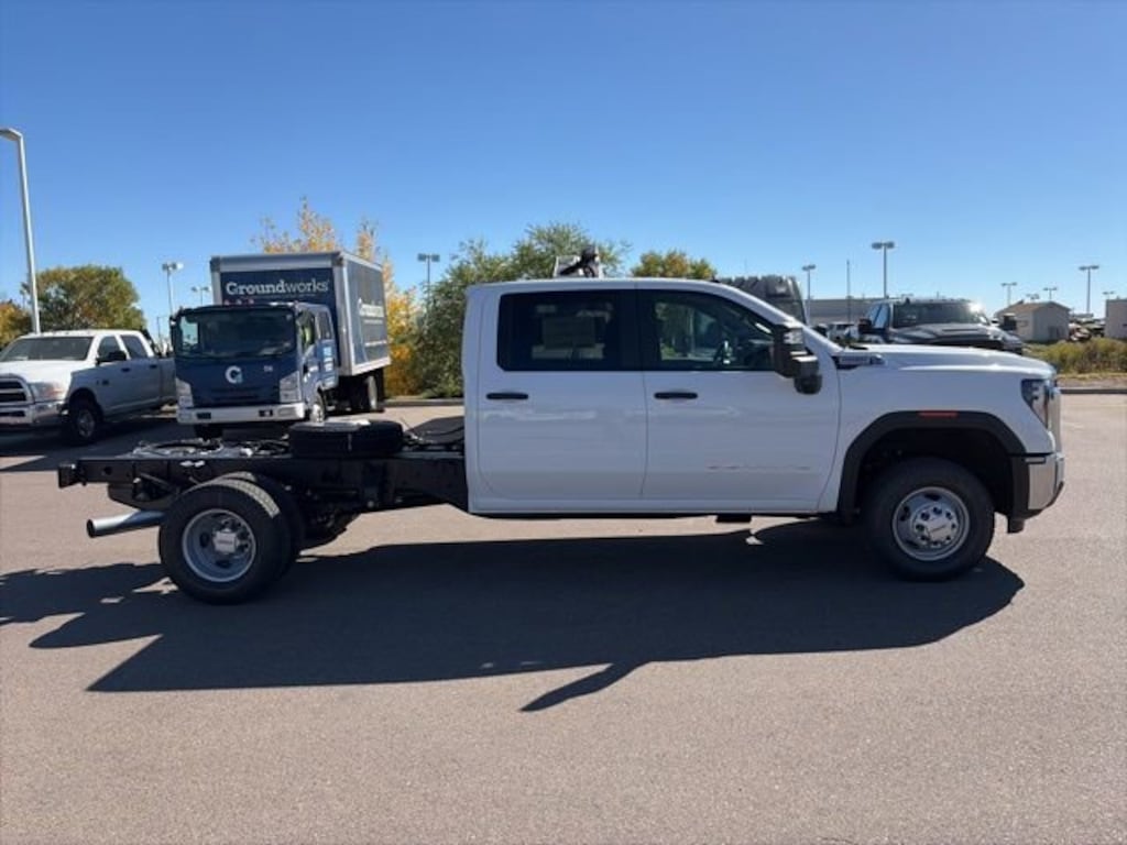 New 2026 GMC Sierra 3500 HD Chassis Cab Pro Truck