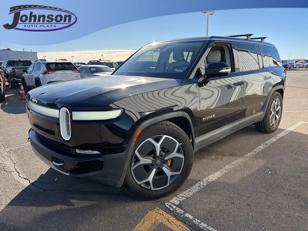 2023 Rivian R1S Adventure's photo