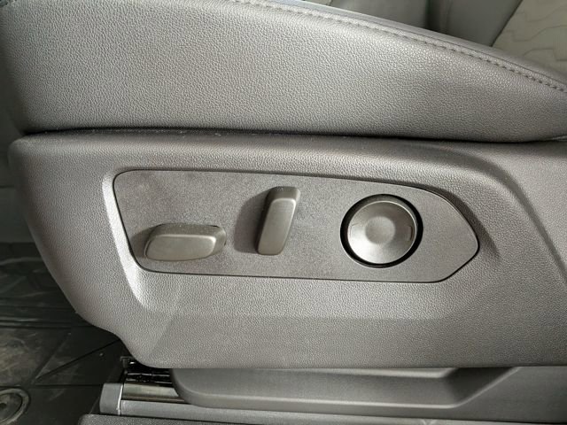 2025 Chevrolet Silverado 1500 ZR2 - Photo 17