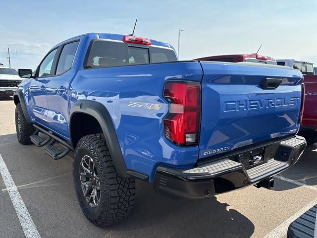 2025 Chevrolet Colorado ZR2 photo 3