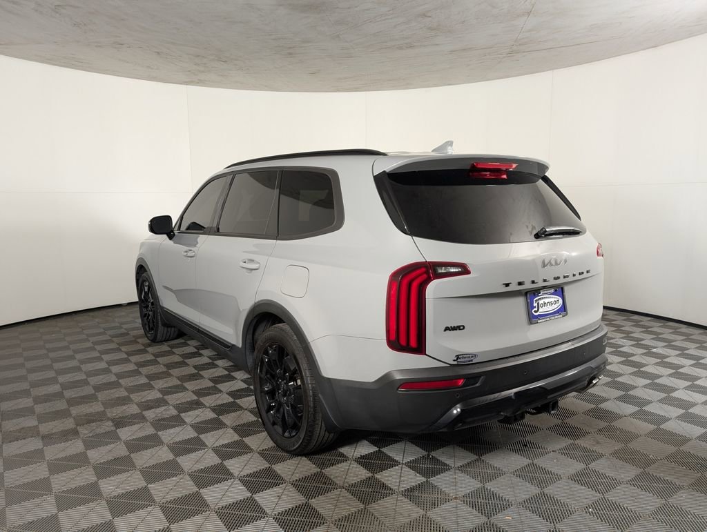 2022 Kia Telluride SX photo 2