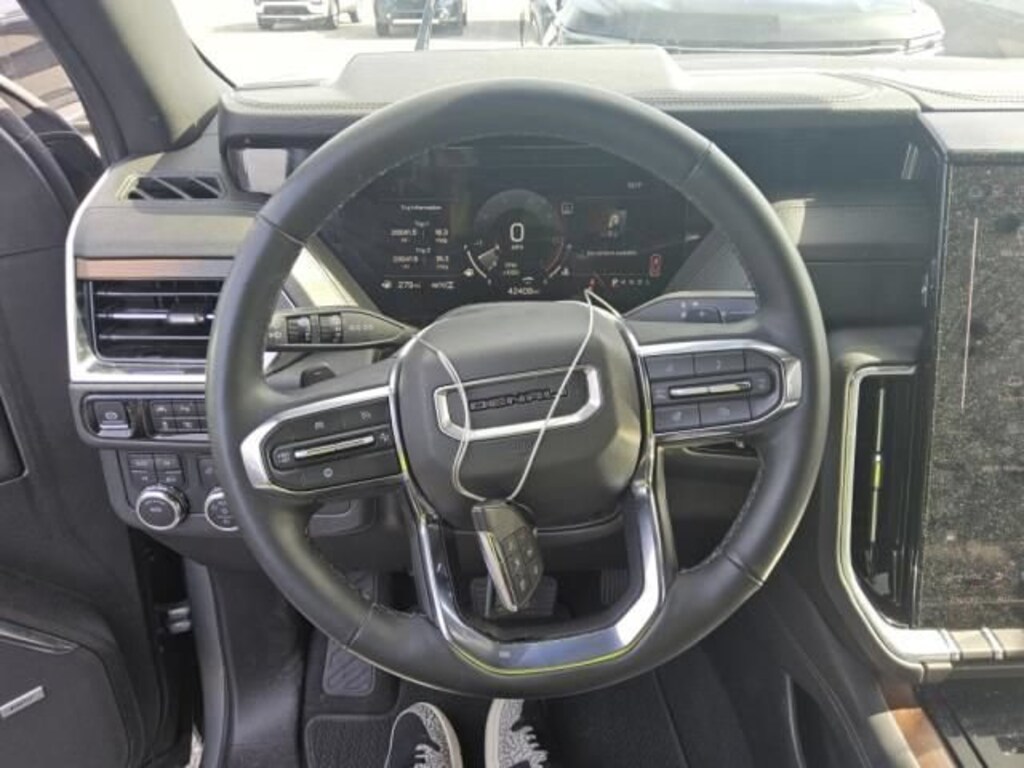 Used 2025 GMC Yukon Denali SUV